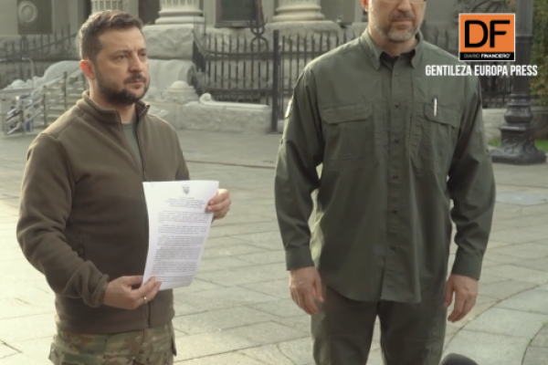 <p>Ahora en DF | Zelenski pide el ingreso "acelerado" de Ucrania en la OTAN</p>