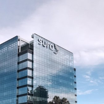 Argos y Gilinski muestran sus cartas y envían propuestas de candidatos para conformar la nueva Junta de Sura