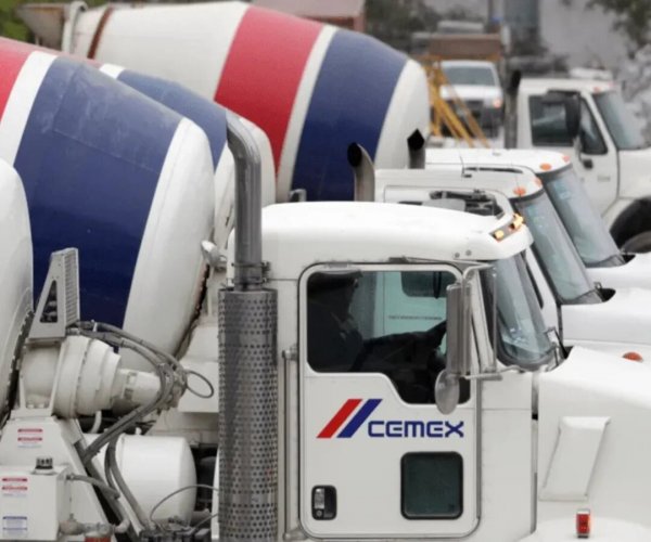 <p>Cemex busca deslistar de la bolsa colombiana a su firma en Latinoamérica</p>