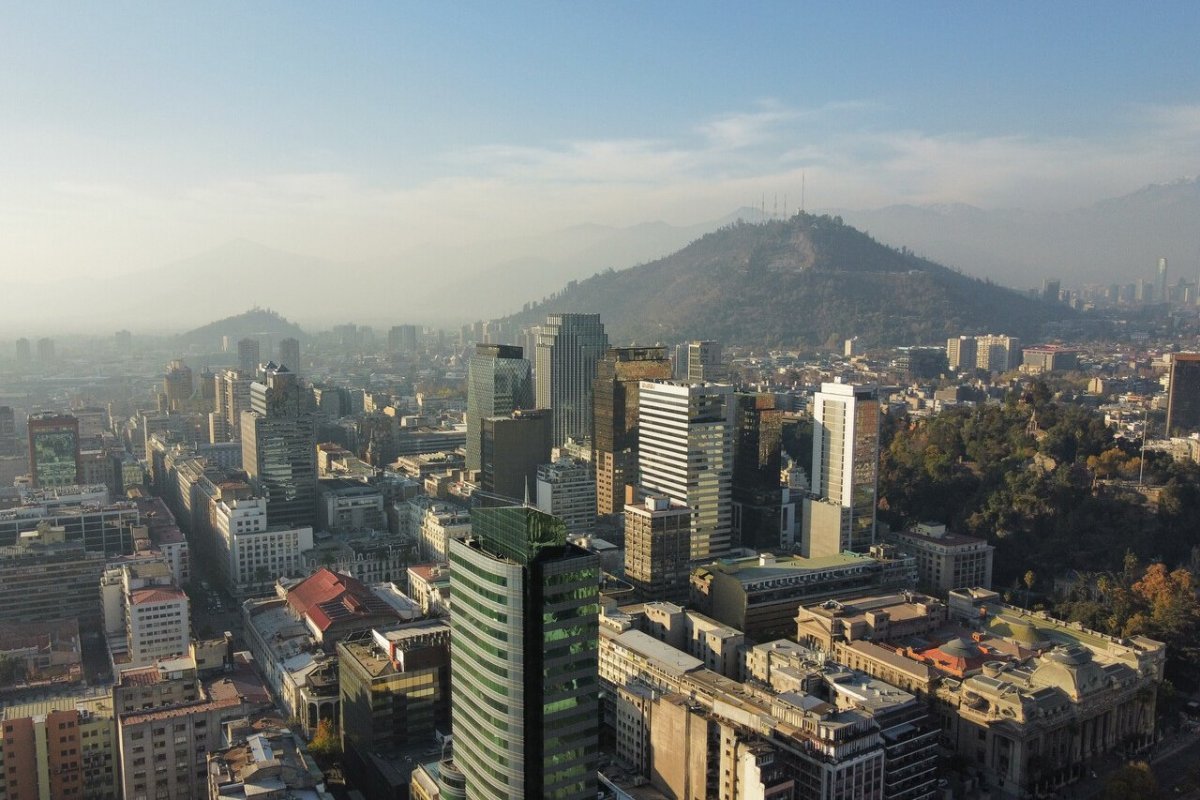 <p>Agencia Uno</p>
