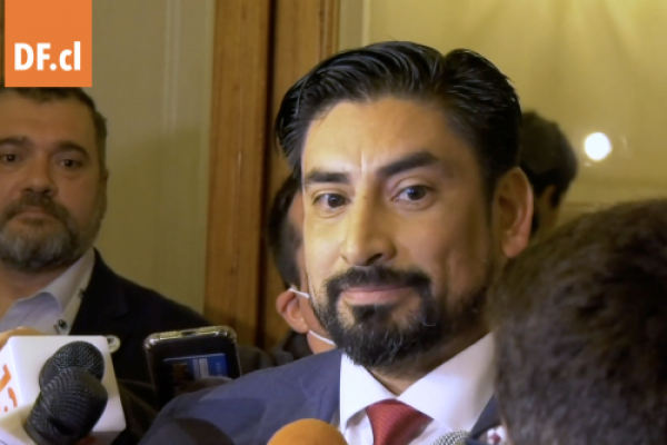 <p>Ahora en DF | Partido de la Gente define su propuesta en proceso constituyente: "Nosotros estamos armando una mesa paralela"</p>