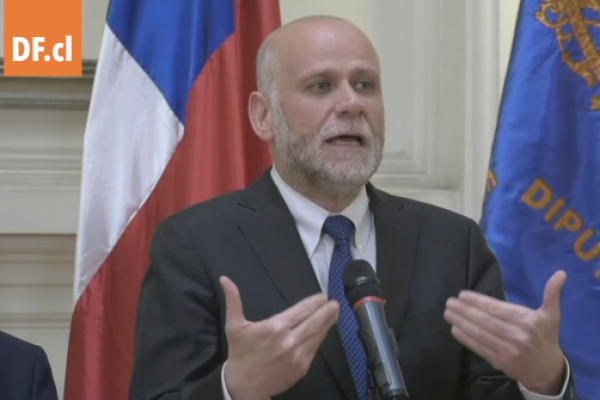 <p>Ahora en DF | Senador Elizalde: "Estamos más cerca de un acuerdo de lo que estábamos hace una semana"</p>