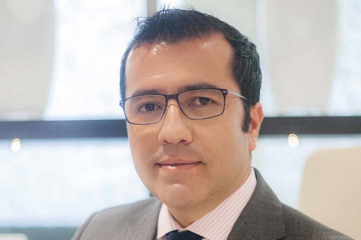 <p>Álvaro Becerra, el chileno que asesora a empresarios desde Londres</p>