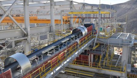 <p>Anglo American muestra preocupación por revisión de permisos de agua para faena en Perú</p>