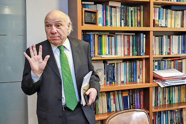 Corbo tras el alza: “Hay que darle tiempo a este remedio para que tenga su efecto en el paciente”