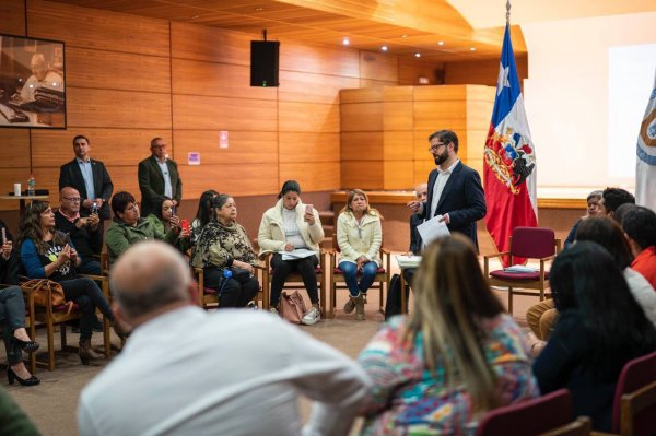 <p>Boric asegura que “no hay un desafío entre poderes” con el Senado por TPP11 y confirma que esperará las side letters para depositar tratado</p>