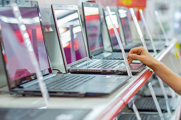 Tienda online de venta de equipos computacionales pide su quiebra: apuntó a “la entrada de Amazon” a Chile
