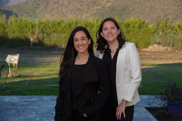 Camila Gutiérrez y Carol Allende, fundadoras de ComeS.