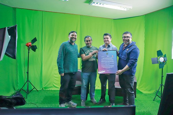 De Peñaflor al mundo: la vocación docente detrás de la escuela más innovadora