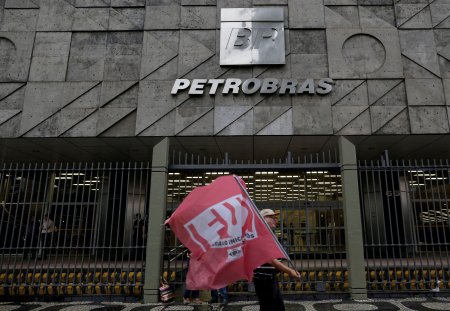 Petrobras alcanza el valor de mercado más alto de la historia, a una semana del balotaje en Brasil