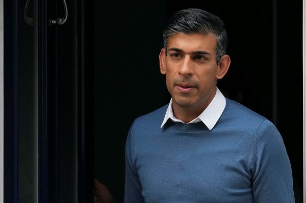Excanciller Sunak camina a convertirse en nuevo primer ministro británico y la libra sube