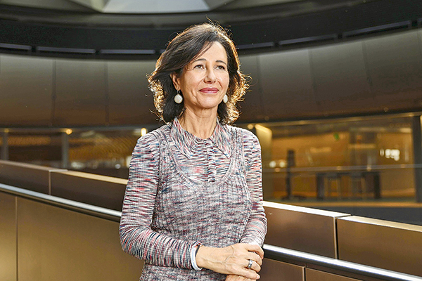 La presidenta del grupo Santander, Ana Botín. Foto: Bloomberg