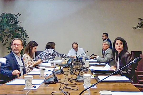 <p>El ministro Juan Carlos García encabezó ayer la exposición sobre el estado de la cartera de proyectos de infraestructura pública en la comisión sectorial del Senado. </p>