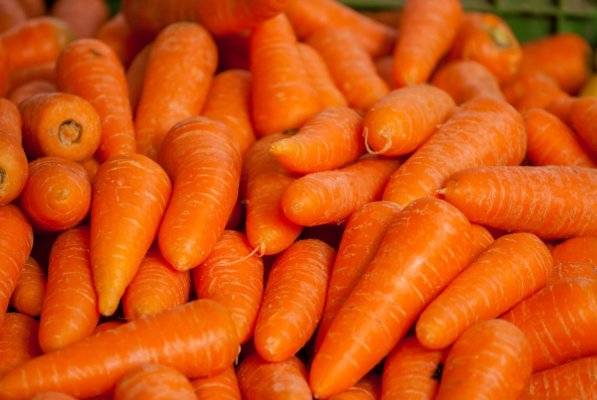 Alerta naranja: ¿Por qué subió la zanahoria?