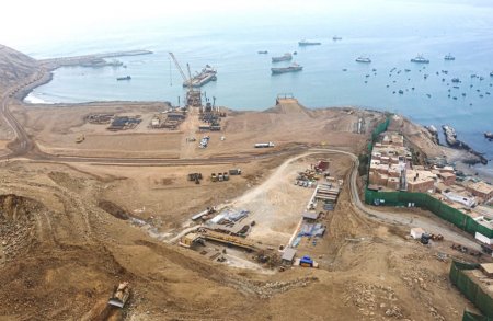 Nuevo puerto de Perú alcanzaría el máximo de su capacidad en el primer año de operaciones