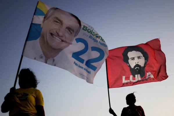 Aliados de Bolsonaro reconocen la victoria de Lula mientras el presidente mantiene silencio