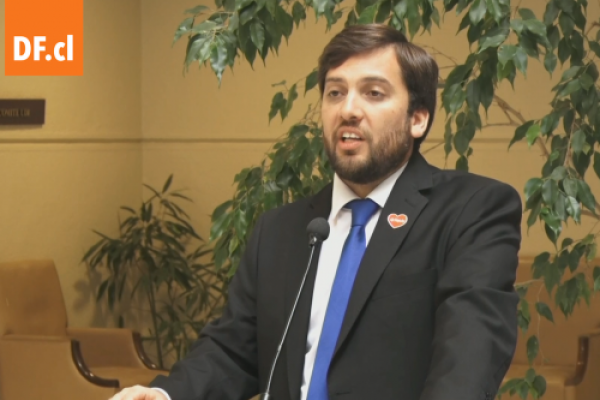 <p>Ahora en DF | Diputado Soto y presidencia de la Cámara: "Una votación con tanta incertidumbre va a generar una condición complicada para seguir adelante"</p>