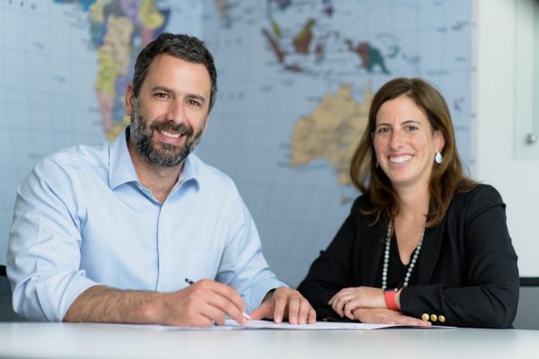 Ramón Montero, gerente Legal y Compliance, y Susana Sierra, CEO de BH Compliance.