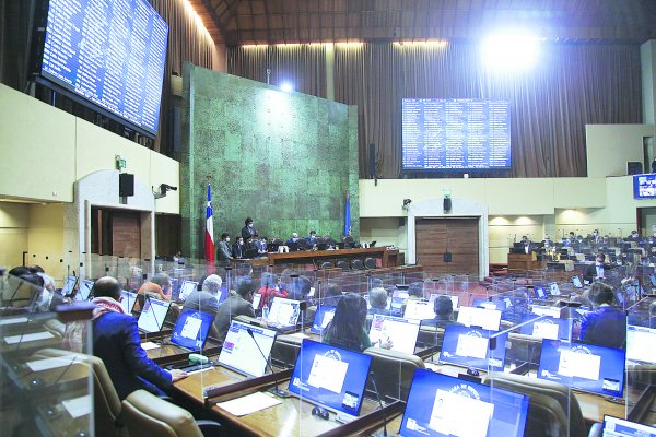 Canciller Urrejola valora aprobación del Convenio 190