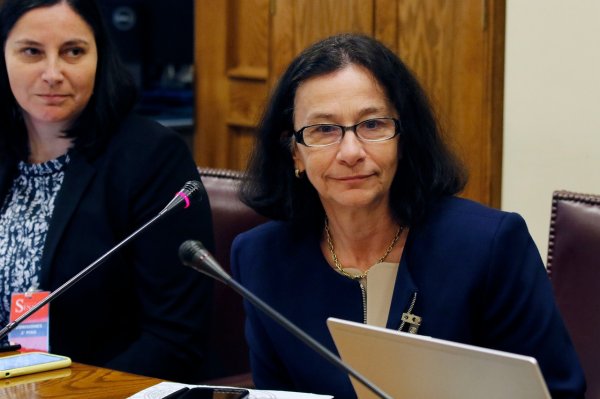 BC monitorea fuerte ajuste del sector construcción: "Tiene grados importantes de interconexión con el resto de la economía"