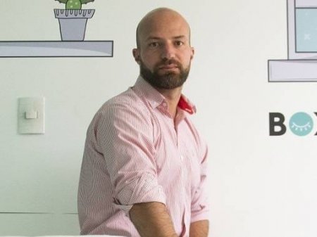 La historia del emprendedor venezolano que intenta resucitar tradicional marca de colchones en Colombia