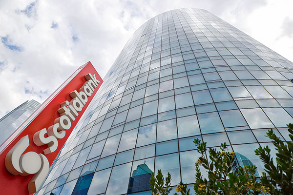 Scotiabank renueva directorio y se convierte en el primer banco privado chileno en tener una mesa paritaria