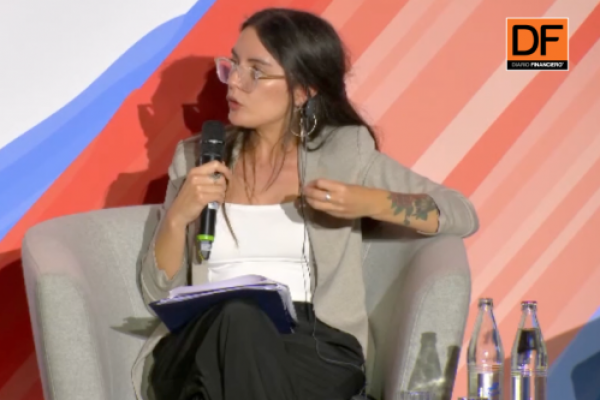 <p>Ahora en DF | Ministra Vallejo se refiere a las fake news en el Foro Global de Líderes de la OCDE</p>