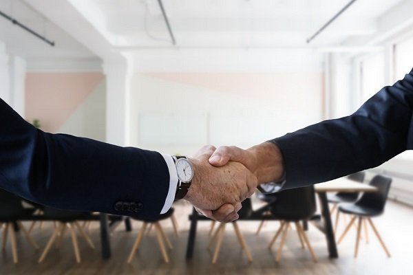 <p>¿Qué prácticas laborales la llevan entre las grandes empresas?</p>