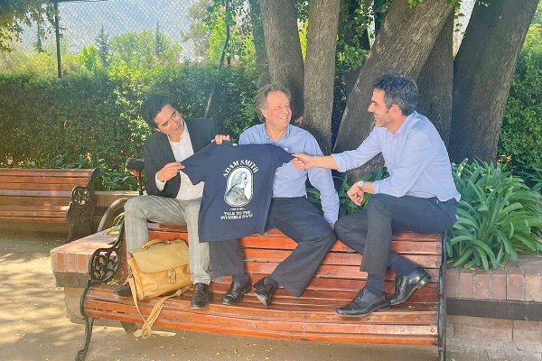 A 300 años del economista que lo cambió todo: La Smithmanía 2023 debuta en Chile