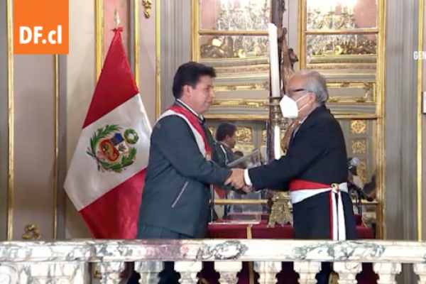 <p>Ahora en DF | El primer ministro de Perú presenta su renuncia y Castillo renovará su gabinete</p>