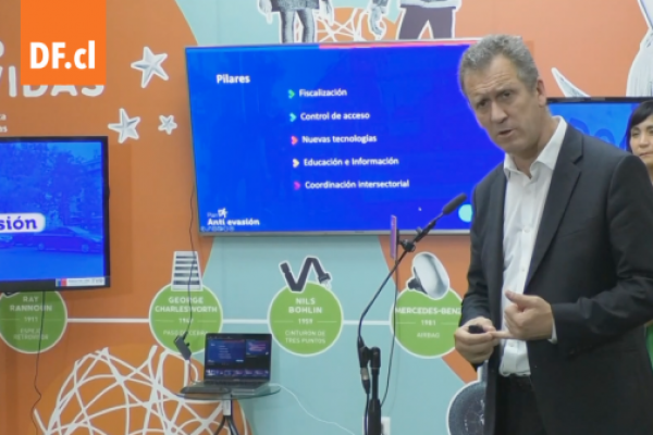 Ahora en DF | Ministerio de Transportes presenta plan para reducir evasión en el sistema de buses RED