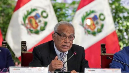 Renuncia primer ministro de Perú y Castillo renovará gabinete por quinta vez en su mandato