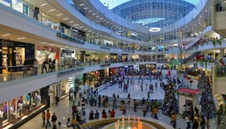 Se reactivan ventas en centros comerciales de Perú y están a un paso de superar niveles prepandemia