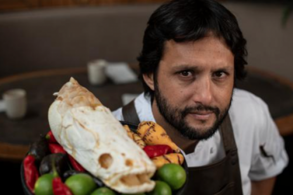 Chef peruano Jaime Pesaque llevará tres de sus marcas a Chile y abrirá local en Miami