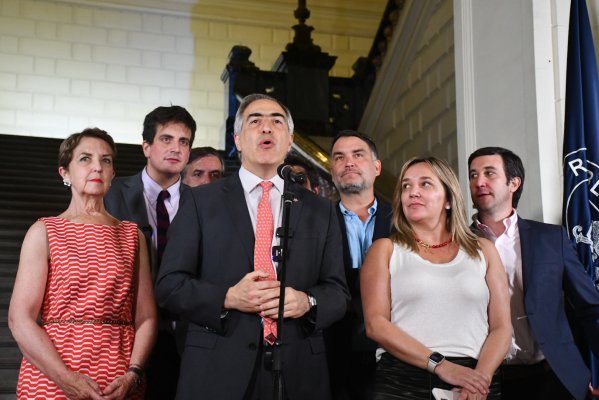 <p>Claves del acuerdo constitucional que busca evitar la experiencia fracasada</p>