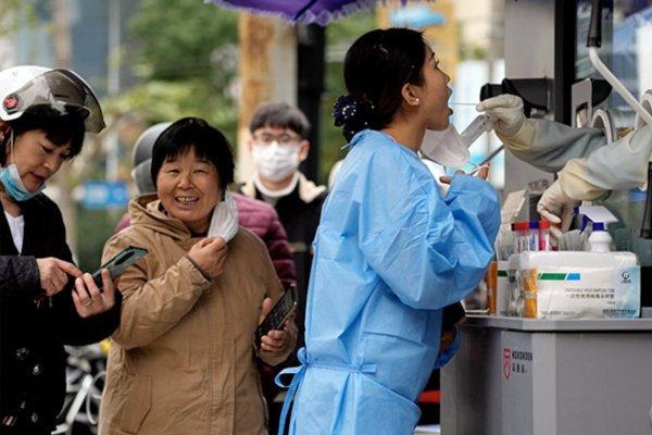 Otras ciudades de China levantan las restricciones de viaje por Covid y la aplicación de rastreo de contactos