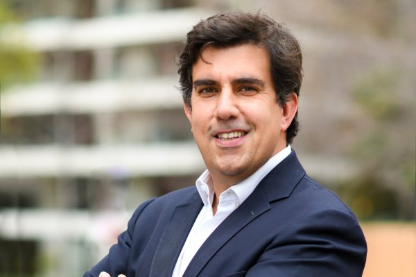 Mario Claro, de Lockton Chile: inflación y tipo de cambio presionarán primas de las aseguradoras en 2023