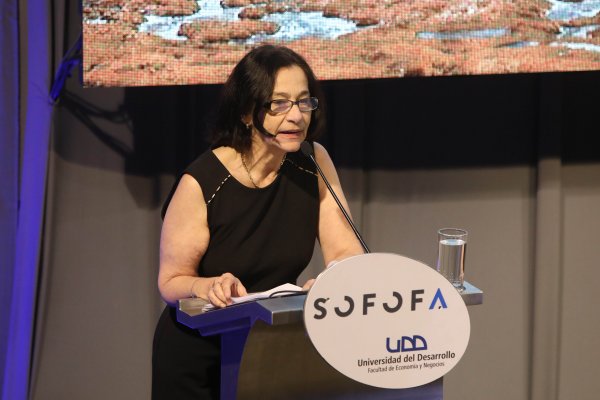 Rosanna Costa, presidenta del Banco Central, en seminario de la Sofofa. Foto: Agencia UNO