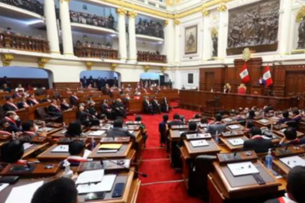 Ahora en DF | Congreso peruano aprueba adelantar las elecciones para 2024