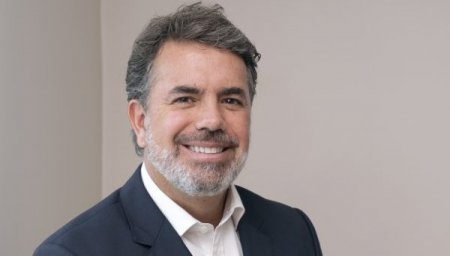 Empresas como Tesla, Toyota y Nissan muestran interés en proyecto de tierras raras de Penco en Chile