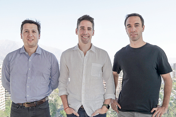 <p>Ignacio Miranda, Rodrigo Andrade y Andrés Alcalde, fundadores de Moovmedia.</p>