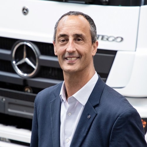 <p>Alemana Mercedes-Benz quiere construir una nueva fábrica en Argentina</p>