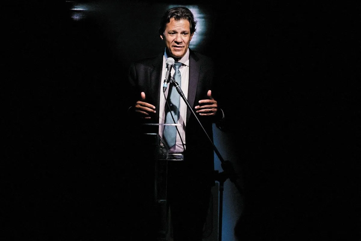 Ministro de Hacienda de Brasil delinea nuevo marco fiscal para primer semestre