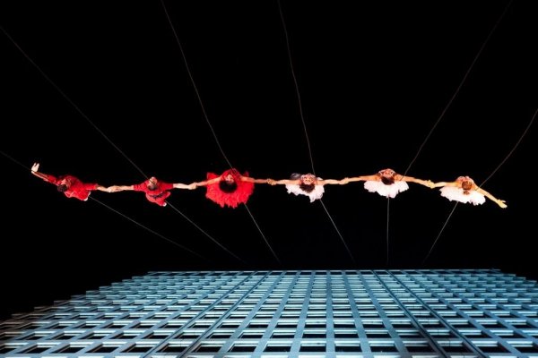 Guía de Ocio: Una danza vertical entre edificios del centro de Santiago