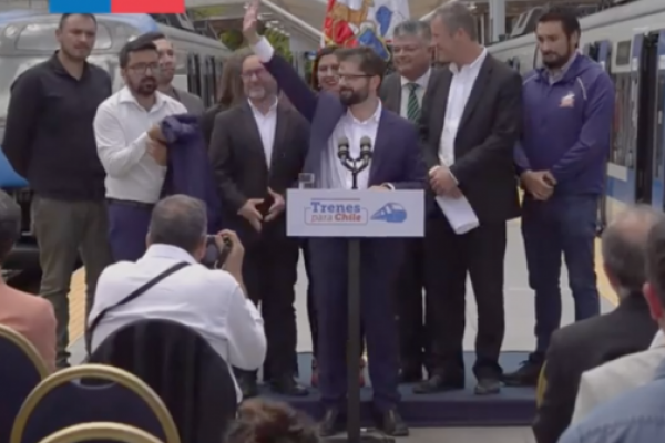 <p>Ahora en DF | Presidente Gabriel Boric anuncia Tren Valparaíso-Santiago</p>
