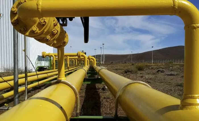 <p>Nuevos proyectos de GNL en Argentina abren una oportunidad de llevar los dólares que faltan</p>
