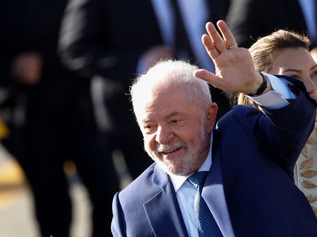 Brasil busca abordar déficit con ambicioso programa económico