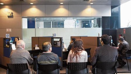 Los afiliados de las AFP peruanas podrán comenzar a realizar nuevos retiros de fondos a partir de abril