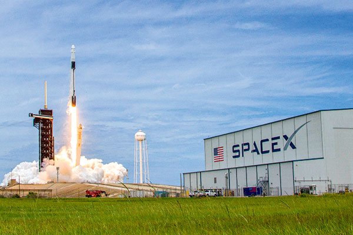 <p>SpaceX se prepara para un gran año ahora que Elon Musk está enfocado en Twitter</p>