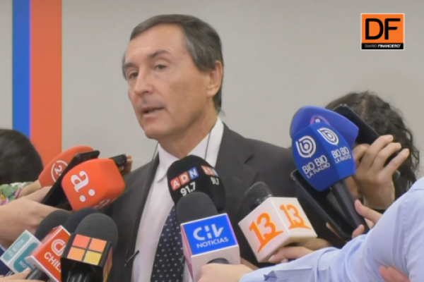 <p>Ahora en DF | Asociación de Isapres tras reunión con Minsal: "vimos una disposición a buscar una salida de manera que no haya un colapso"</p>